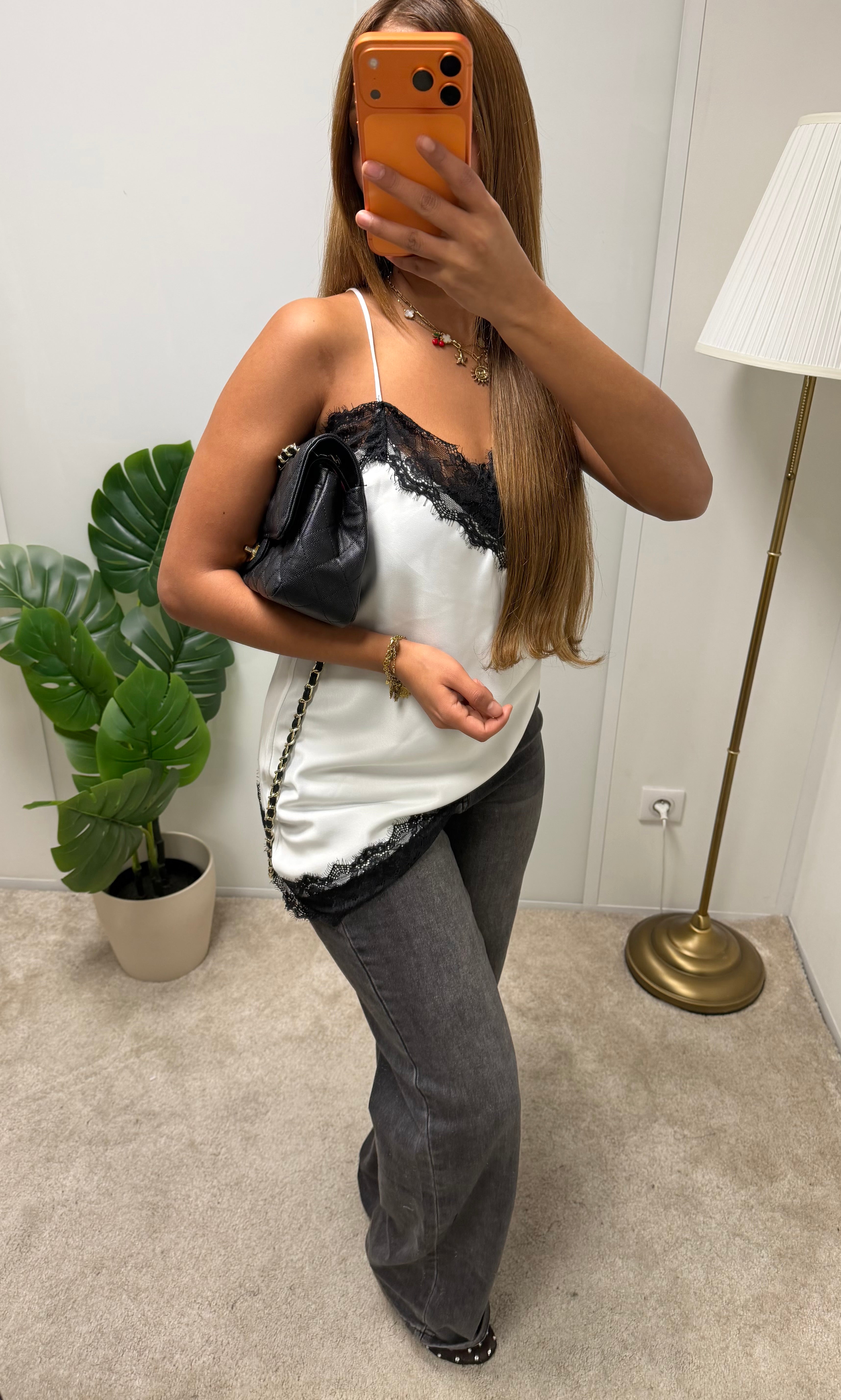 Top a dentelle  Rita (modèle court)