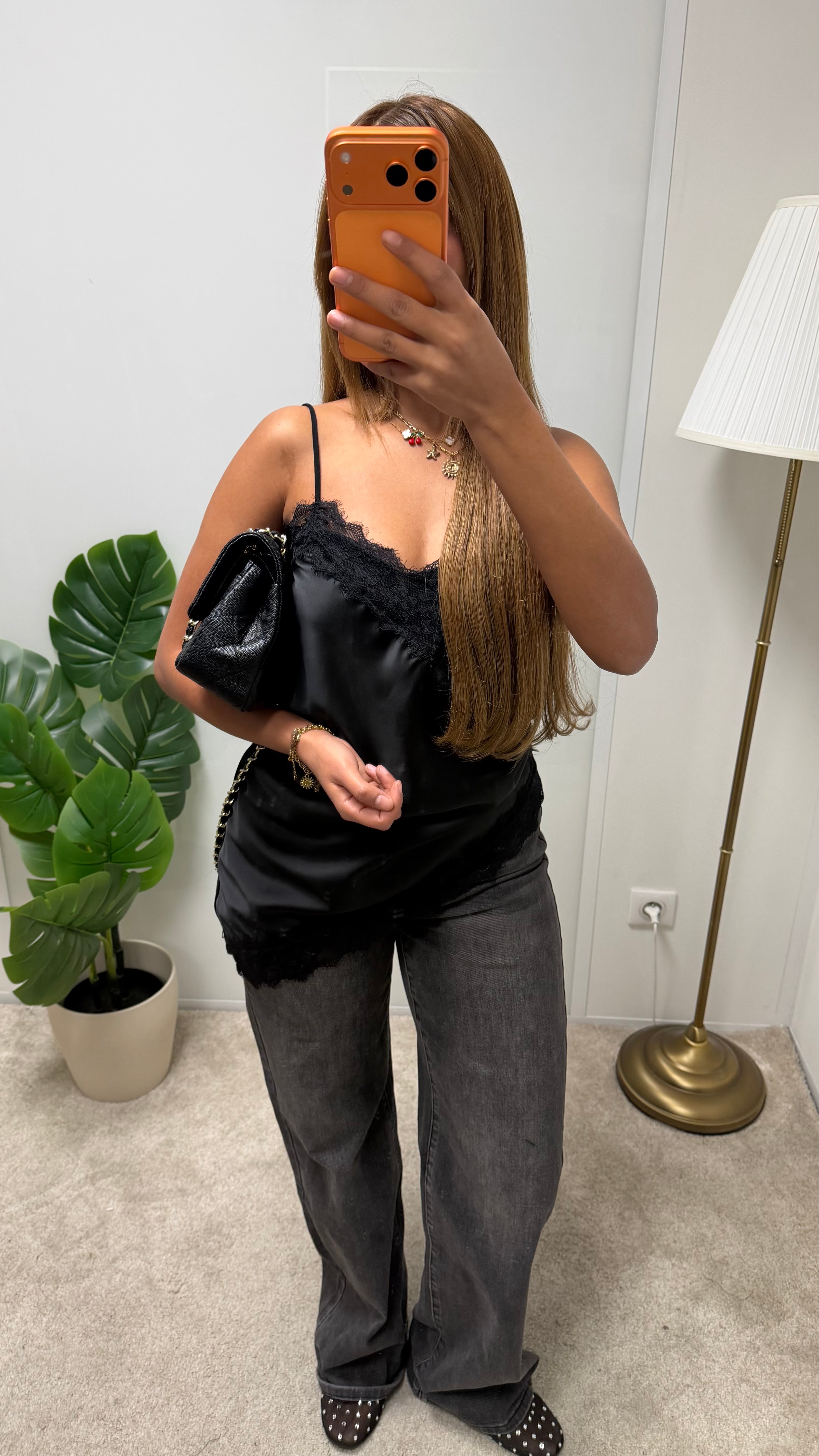 Top a dentelle  Rita (modèle court)